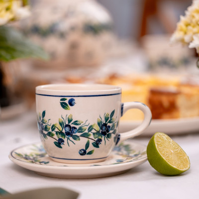 Filiżanka ze spodkiem Bell Berrowa | Ręcznie dekorowana ceramika